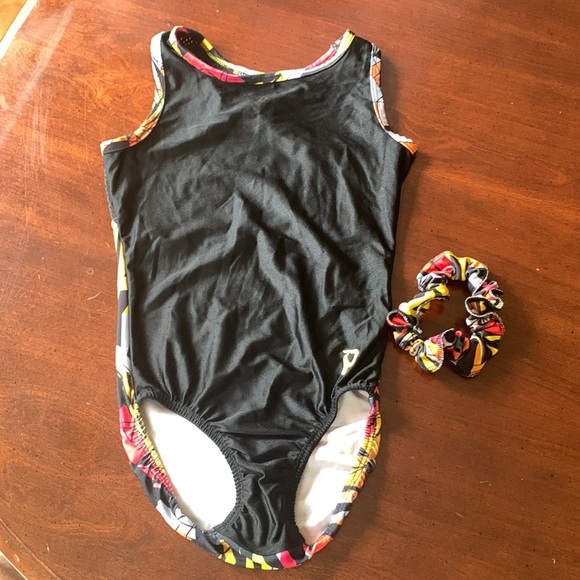 Plum gymnastics leotard - Picture 2 of 5